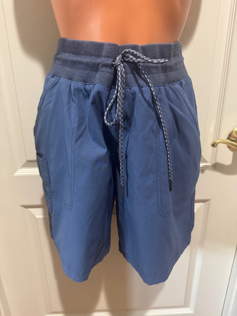 COLUMBIA Gavin Ridge Casual Shorts Blue L Large $40 EUC KL